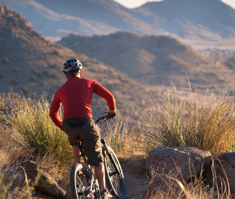 ¿Por qué montar bicicleta es beneficioso para la salud?